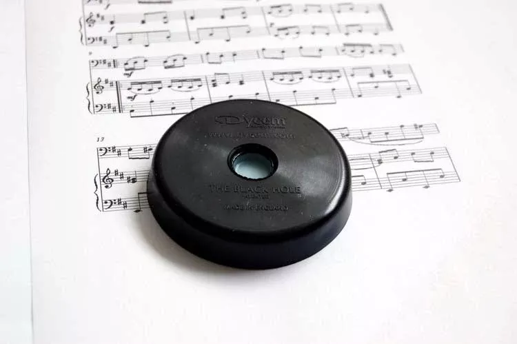 Dycem Black Hole Cello Rock Stop