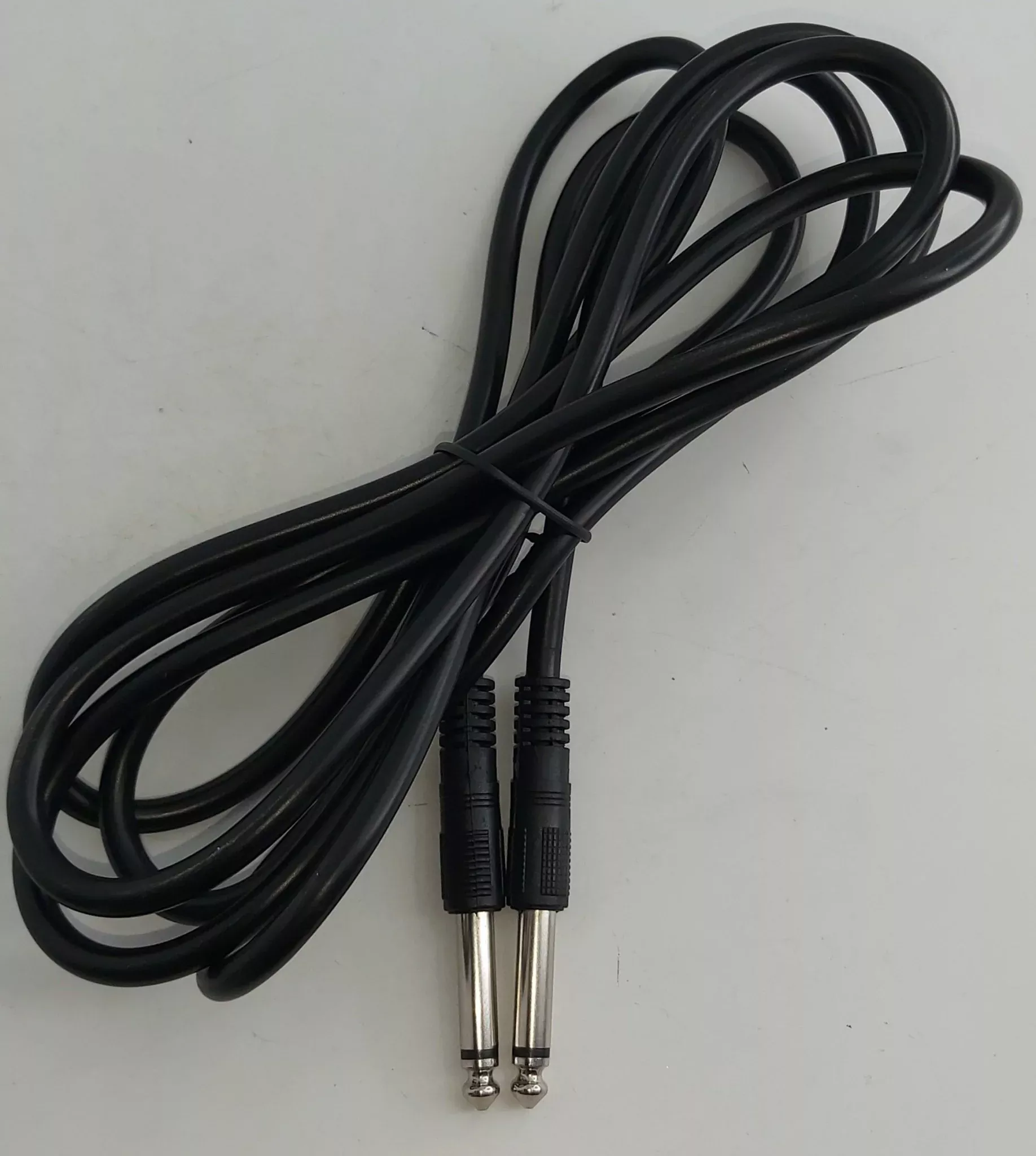Guitar/Instrument cable Black.2M Jack – Jack