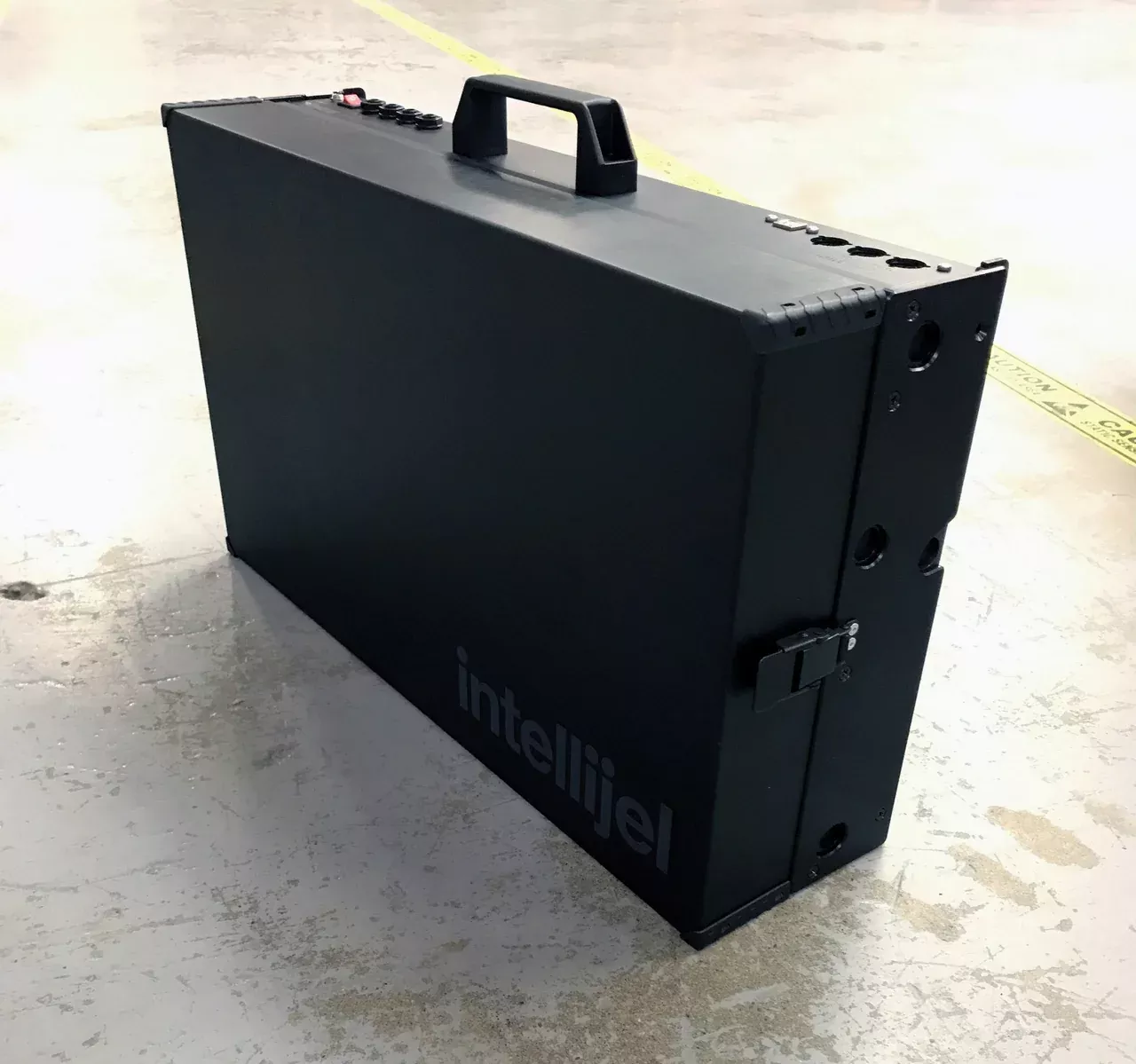 INTELLIJEL 7U 84HP CASE WITH LID BLACK