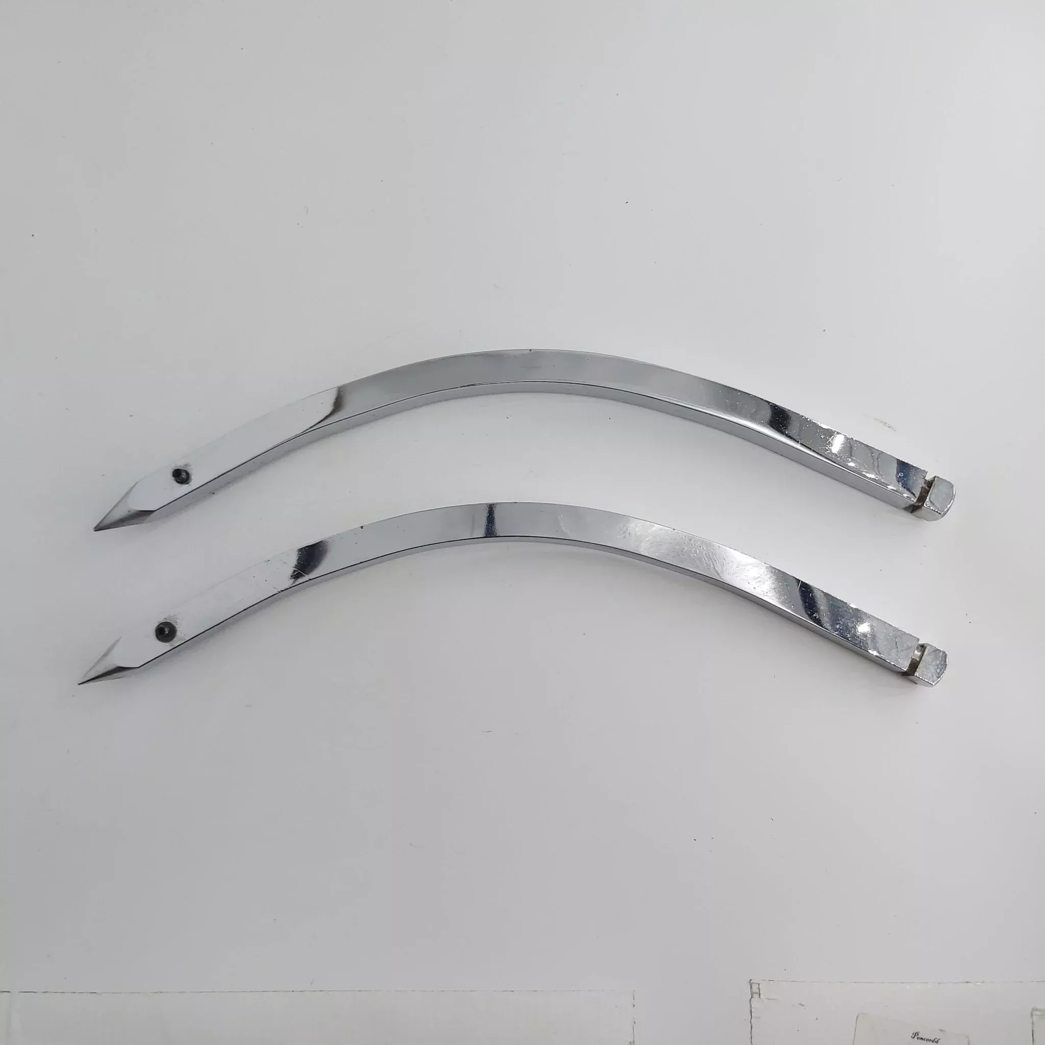 Ludwig Vintage curved Bass drum spur (Pair)
