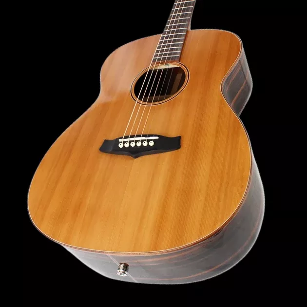 Tanglewood Java TWJFEElectro Acoustic Guitar in Natural Gloss