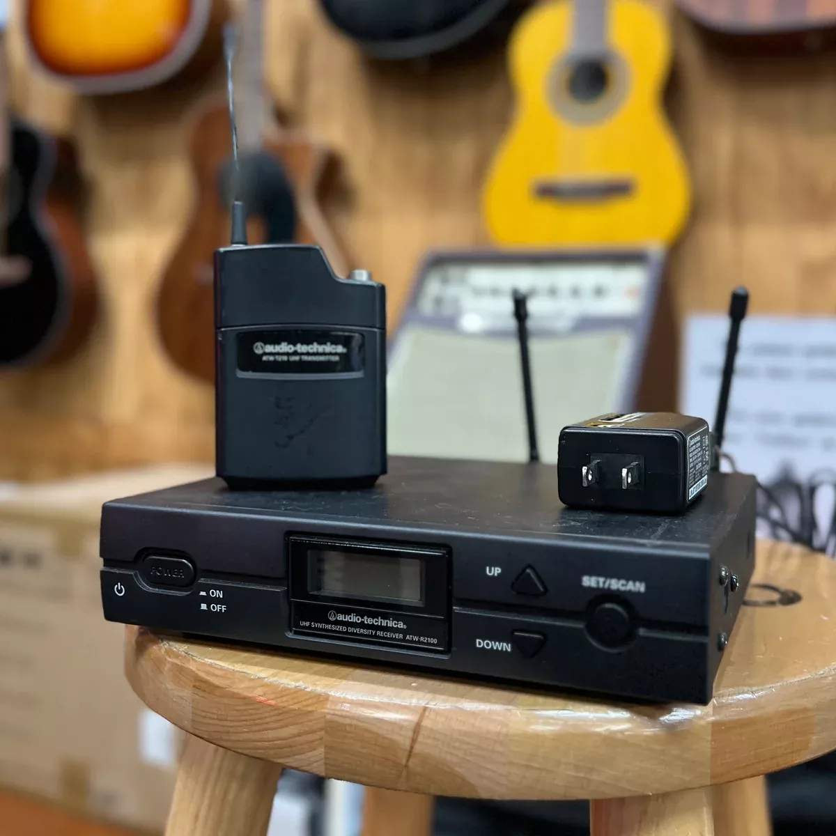 USED Audio Technica 2000 Series Wireless Lapel System, 655-680 MHz