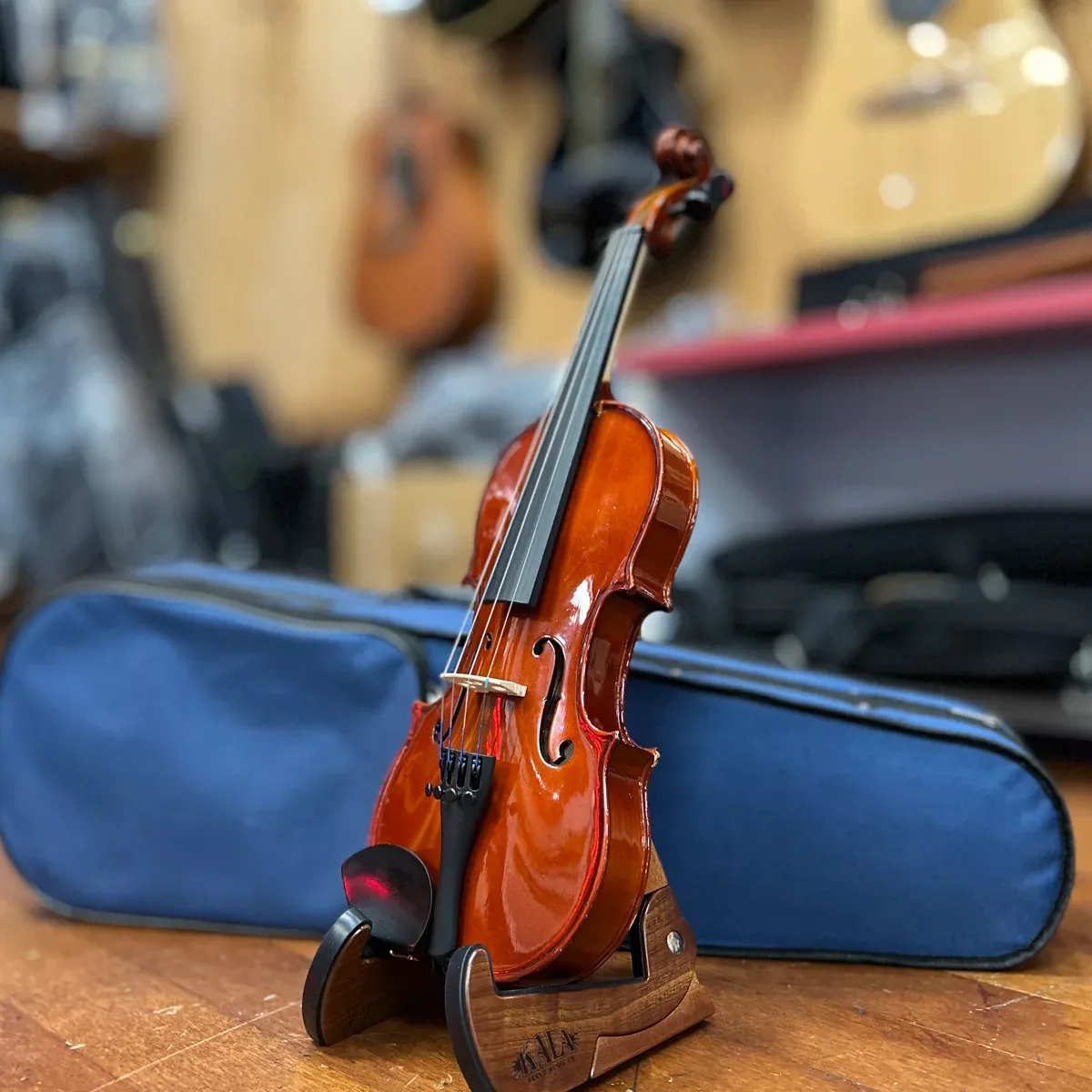 USED Brandenburg VN-880 1/2 Violin Outfit