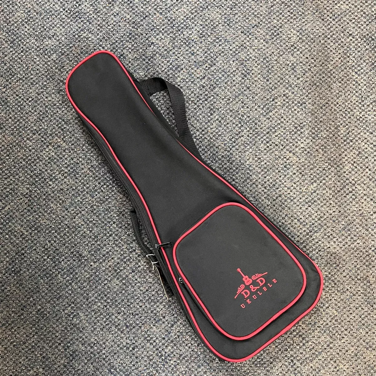 USED D&D Concert Ukulele Gig Bag, Black and Red