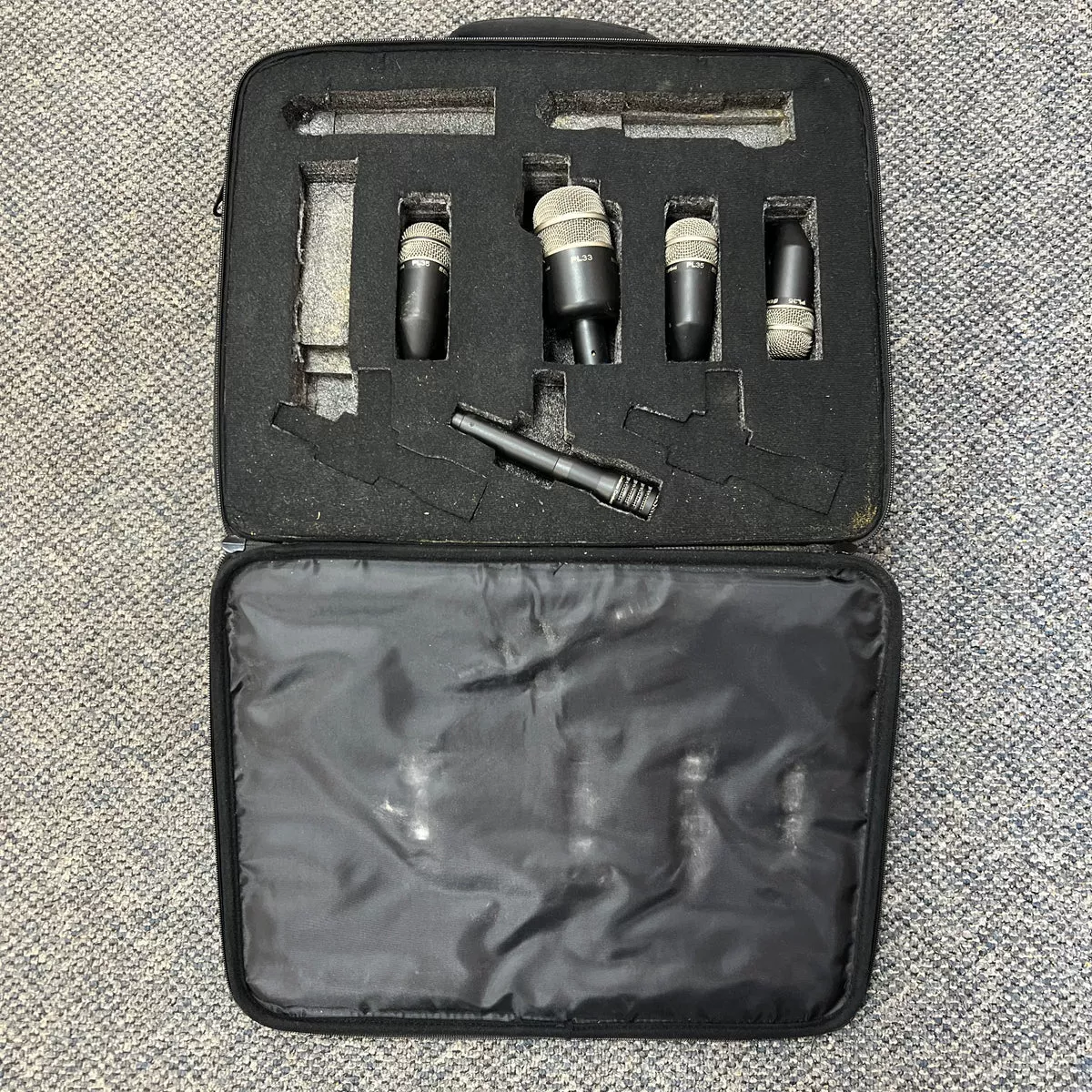 USED Electro-Voice PL Series 4 pc Drum Microphone Kit w/ Carry Bag
