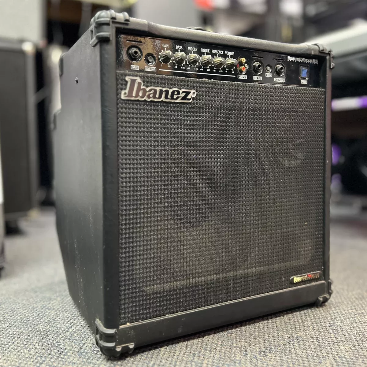 USED Ibanez Sound Wave 65 Bass Amplifier