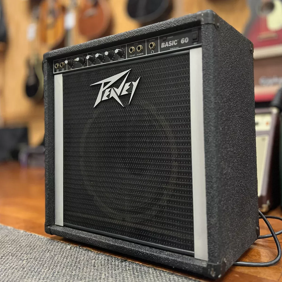 VINTAGE Peavey Basic 60 Combo Guitar Amp