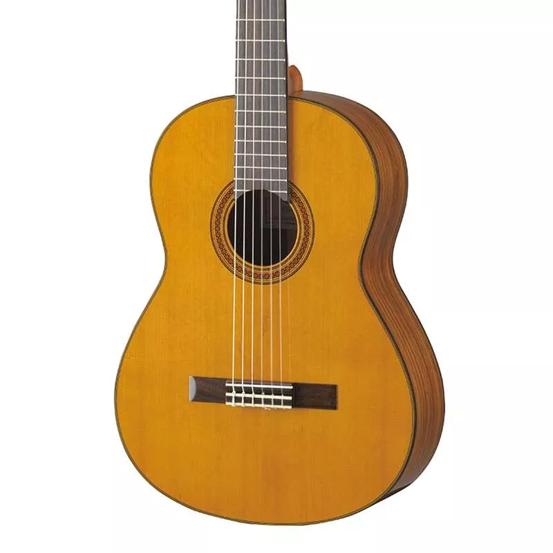 Yamaha CG162C Cedar Top Classical Guitar